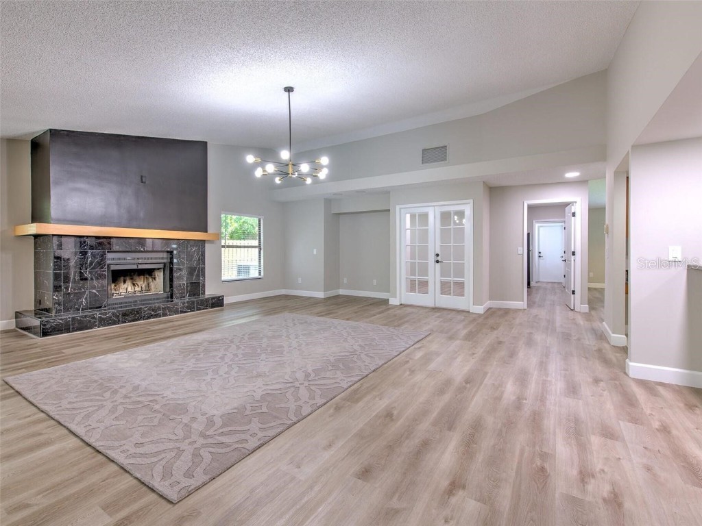 3105 Mossvale Lane Tampa FL 33618 TB8441715 image8