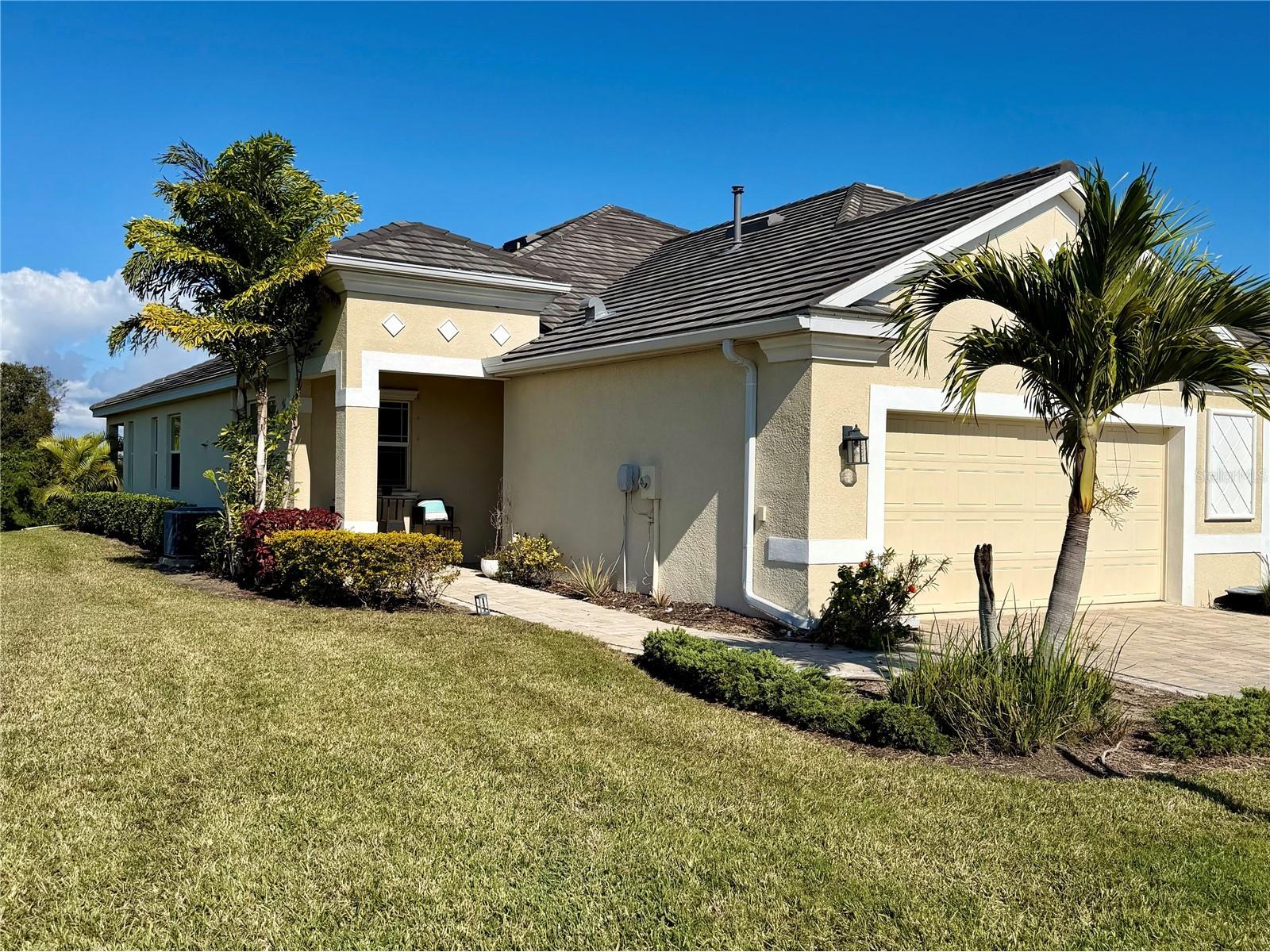 3105 Trustee Avenue Sarasota FL 34243 A4677124 image1