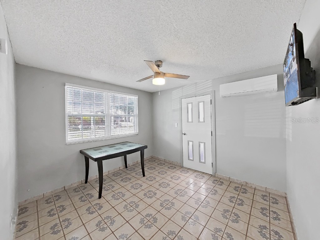 3105 W Ivy Street Tampa FL 33607 TB8429235 image29