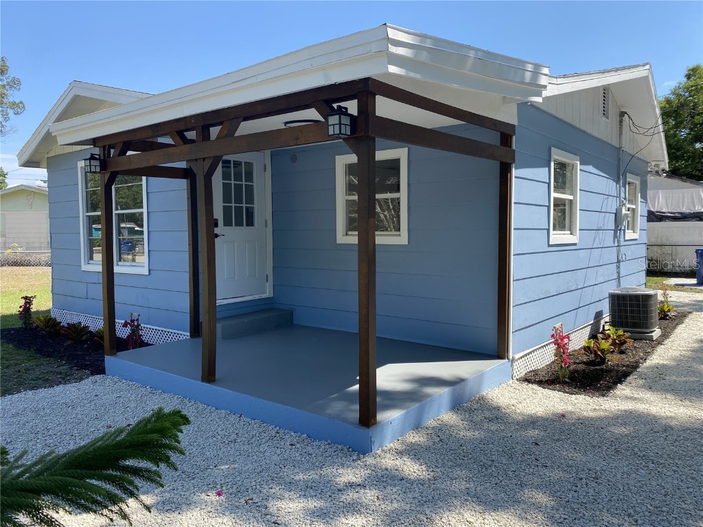 3106 42nd Street Sarasota FL 34234 T3436573 image1