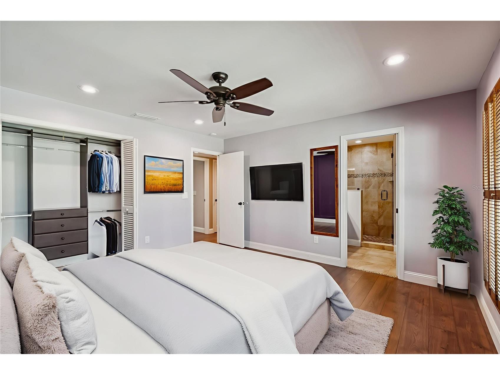 3106 Lake Ellen Drive Tampa FL 33618 TB8477326 image14
