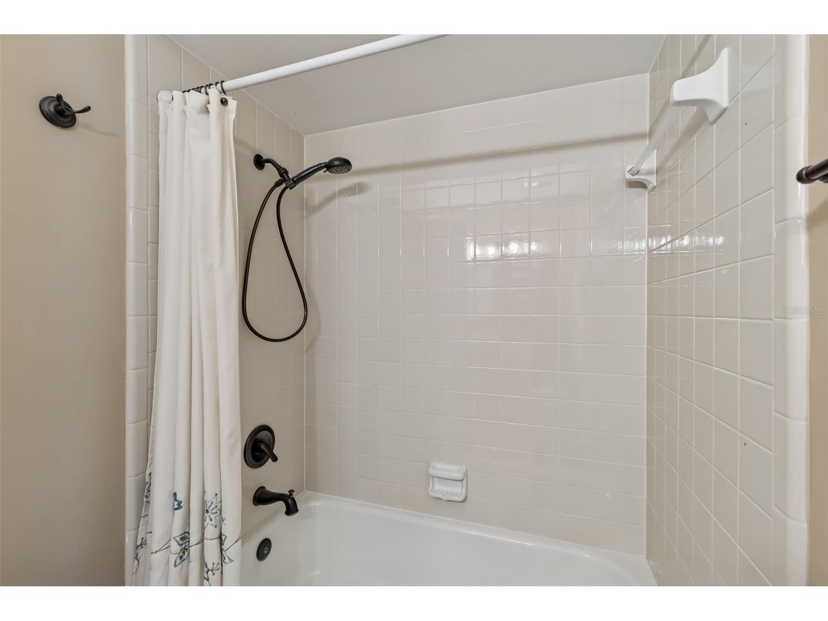 3106 Lake Ellen Drive Tampa FL 33618 TB8477326 image27