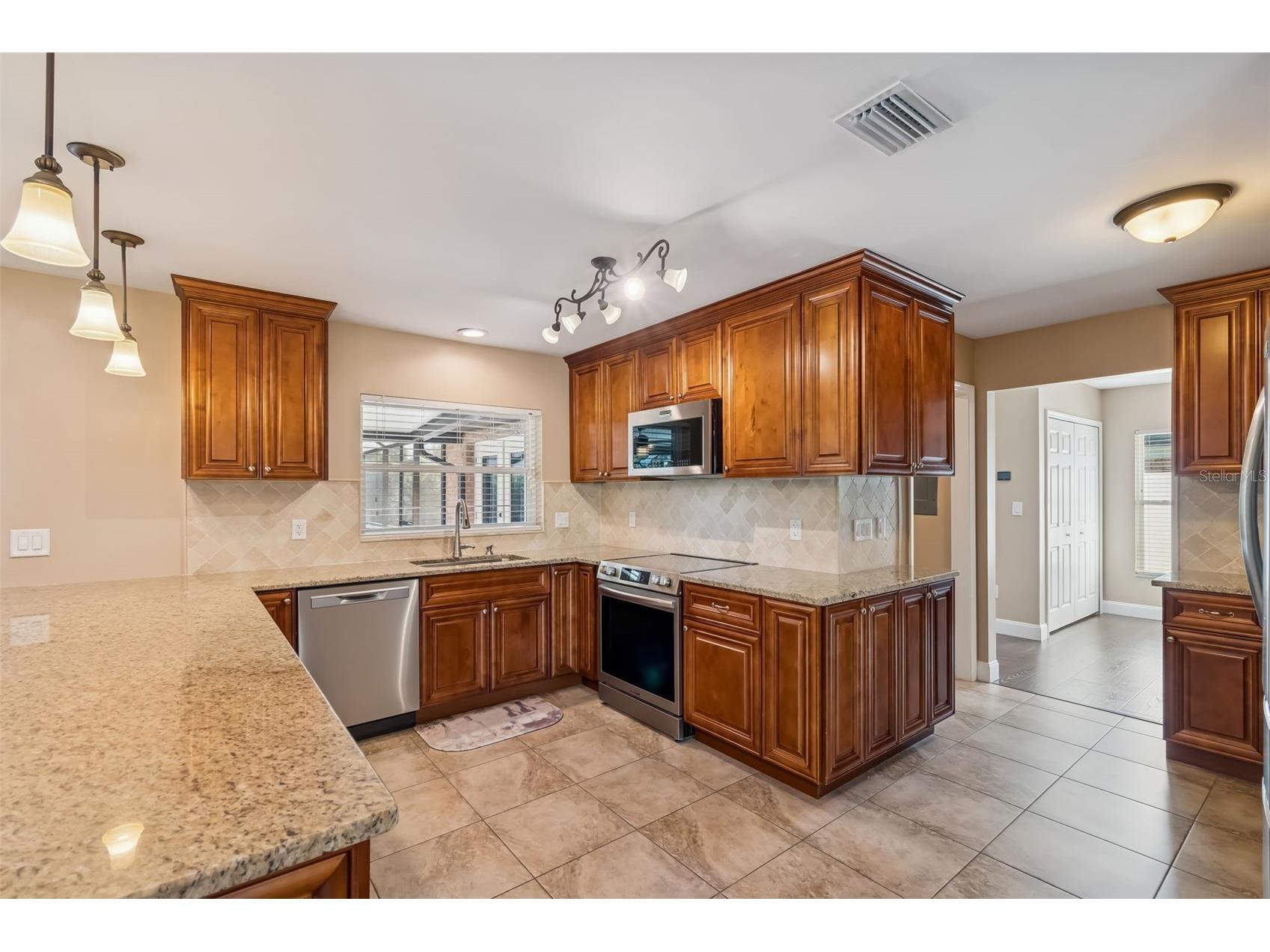3106 Lake Ellen Drive Tampa FL 33618 TB8477326 image9