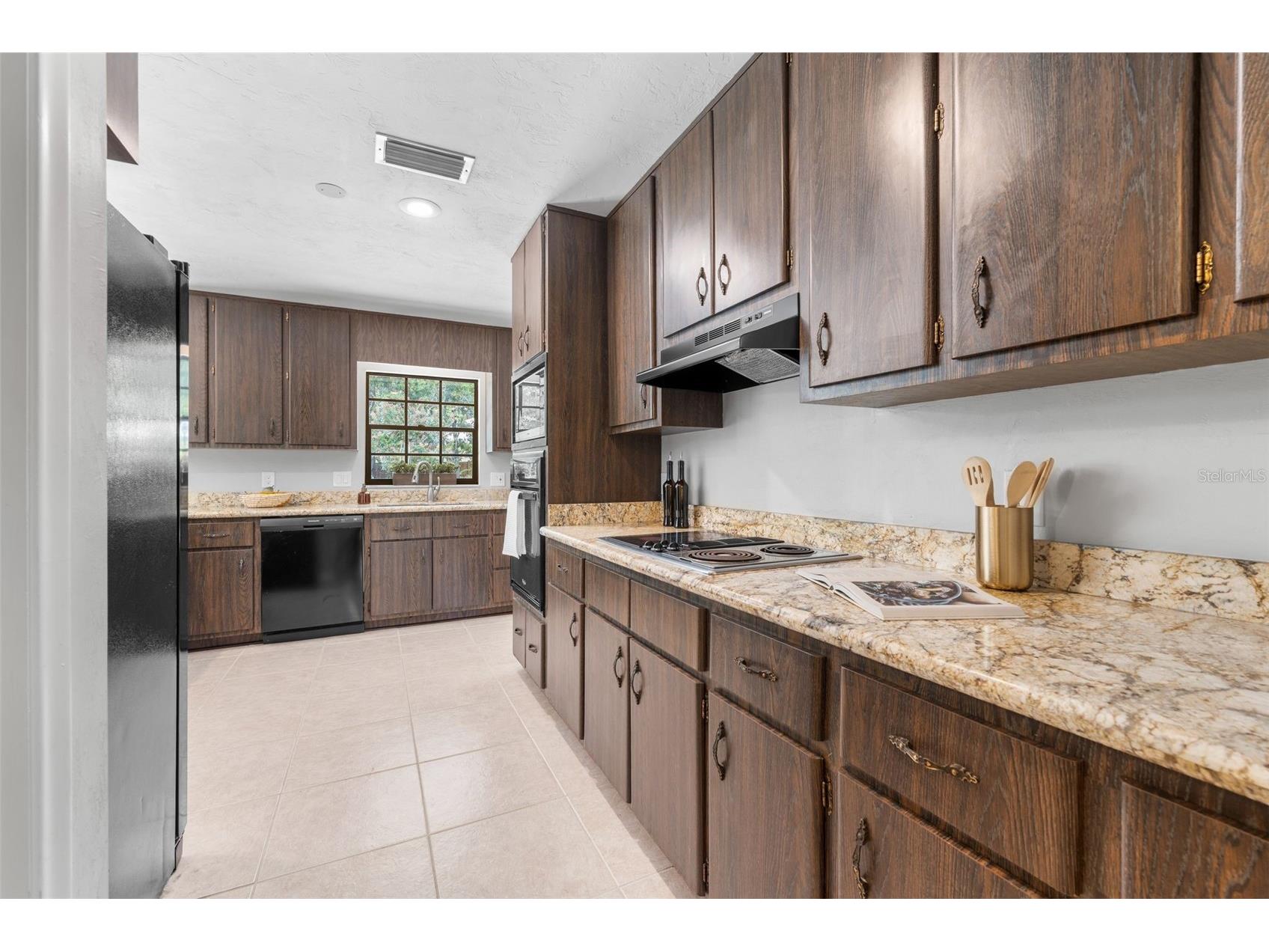 3106 NW 38th Street Gainesville FL 32606 GC541723 image16