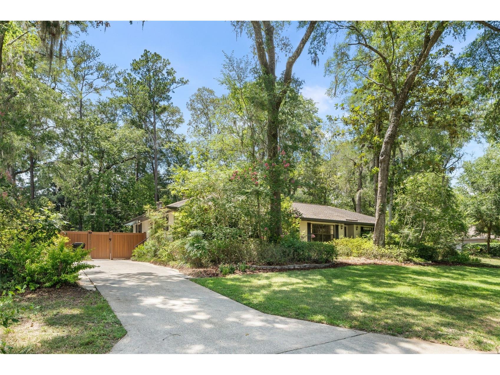 3106 NW 38th Street Gainesville FL 32606 GC541723 image2