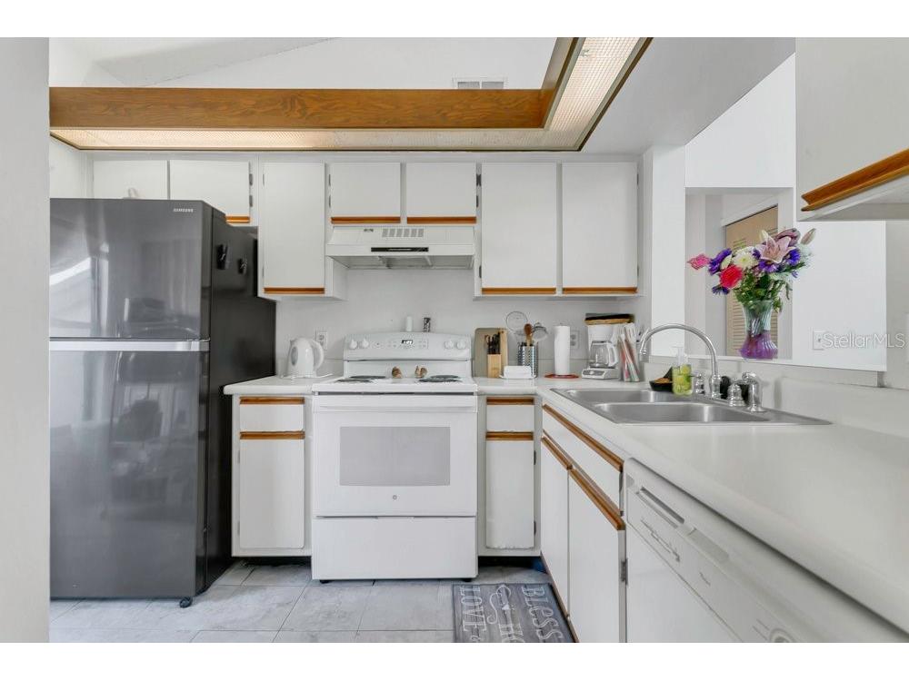 3106 S Semoran Boulevard #P-2 Orlando FL 32822 O6302896 image5