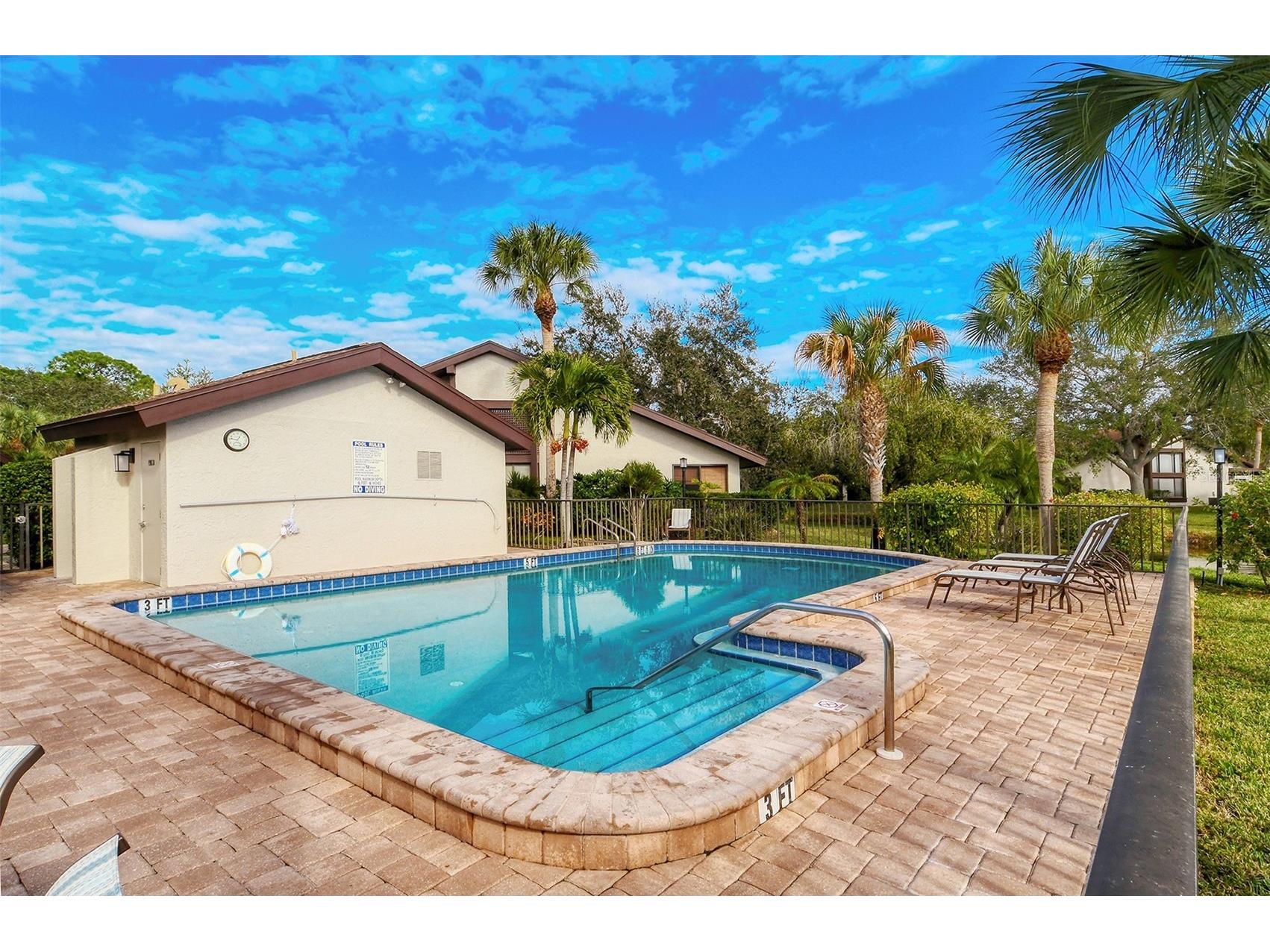 3106 Windrush Bourne #2 Sarasota FL 34235 A4683372 image48