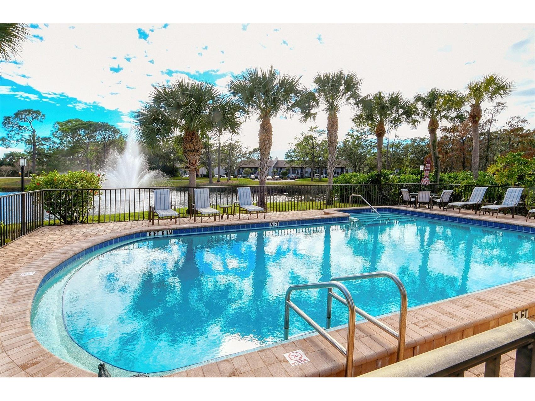 3106 Windrush Bourne #2 Sarasota FL 34235 A4683372 image50