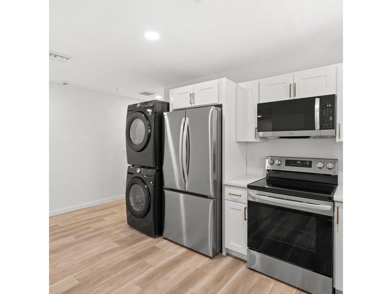 3107 16th Street N Saint Petersburg FL 33704 TB8509368 image10