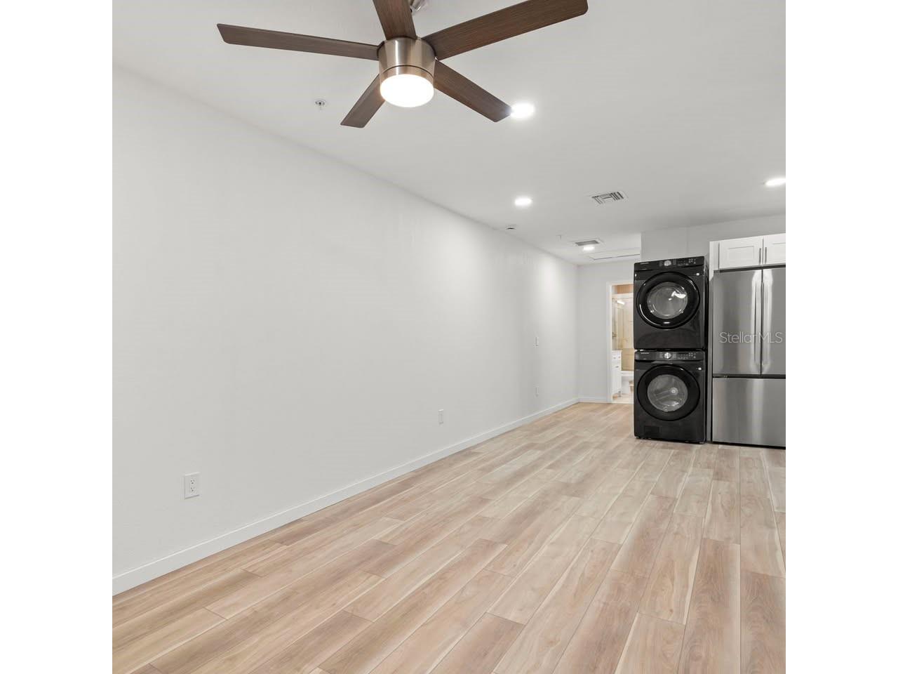 3107 16th Street N Saint Petersburg FL 33704 TB8509368 image5
