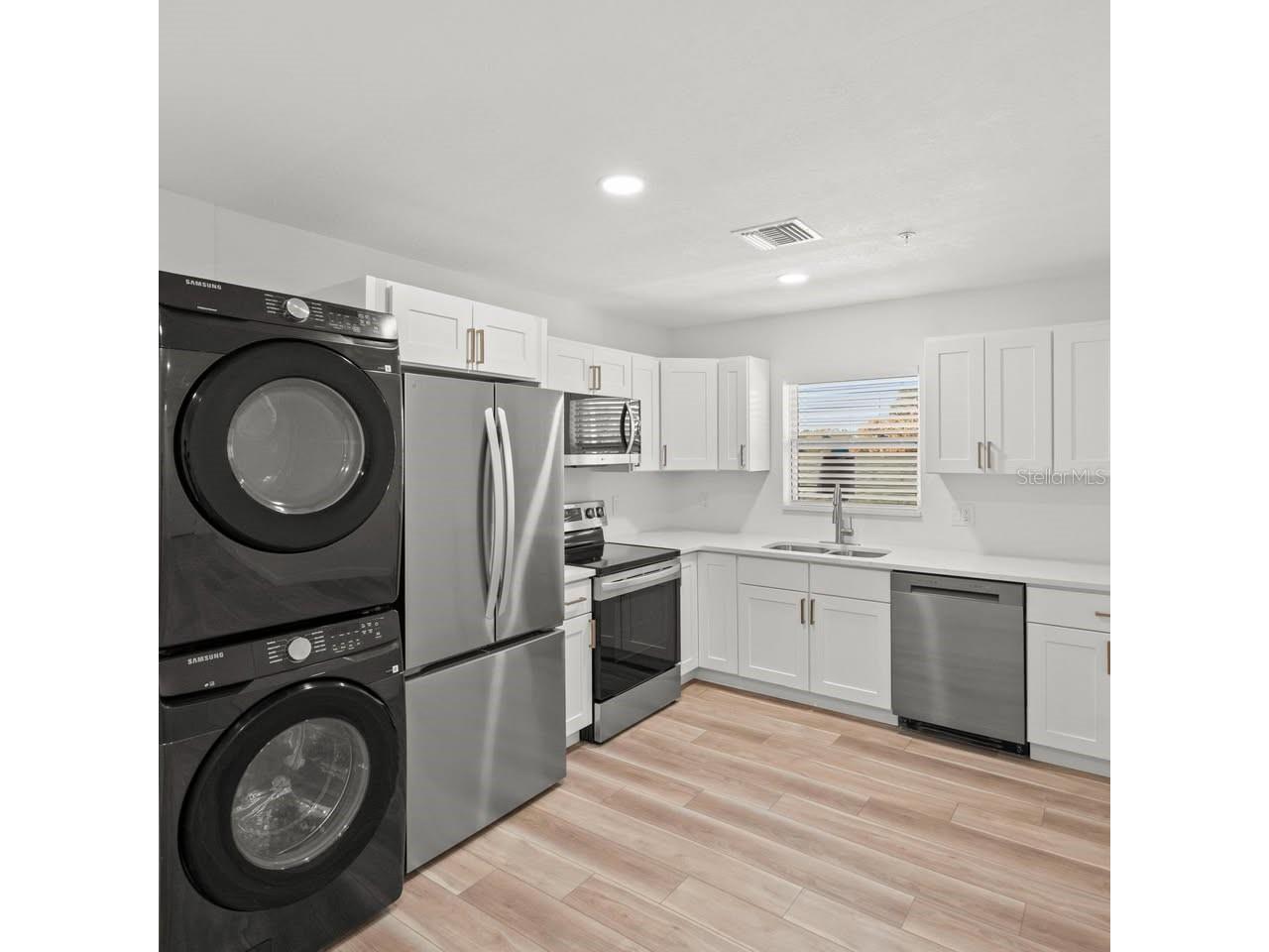 3107 16th Street N Saint Petersburg FL 33704 TB8509368 image9