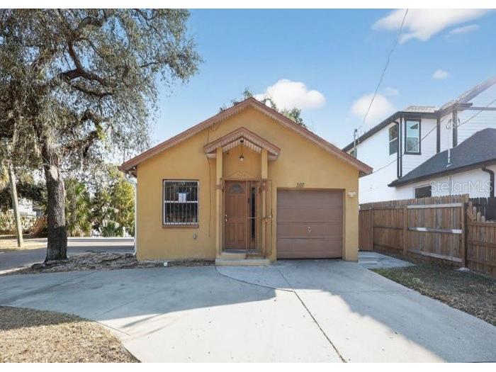 3107 E Osborne Avenue Tampa FL 33610 O6355353 image1