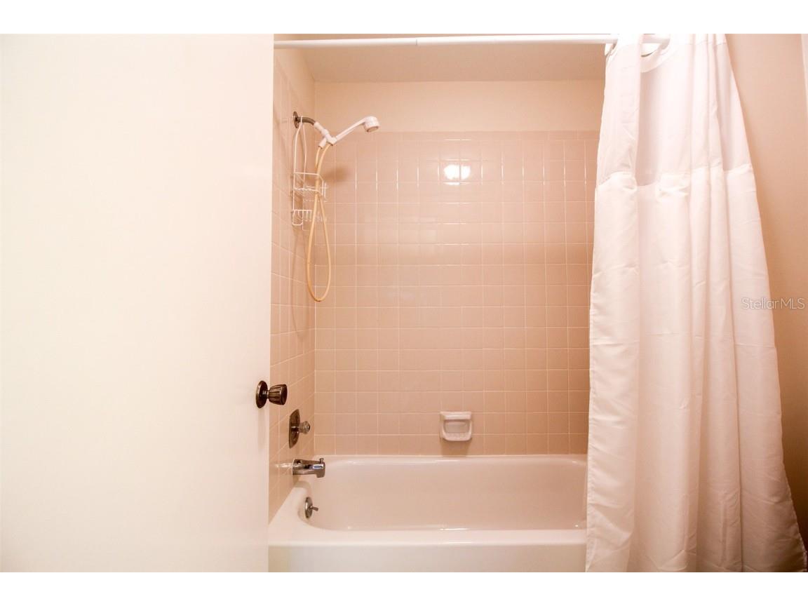 3107 Heatherwood Lane Sarasota FL 34235 A4541564 image33