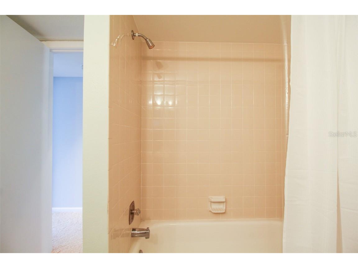 3107 Heatherwood Lane Sarasota FL 34235 A4541564 image45