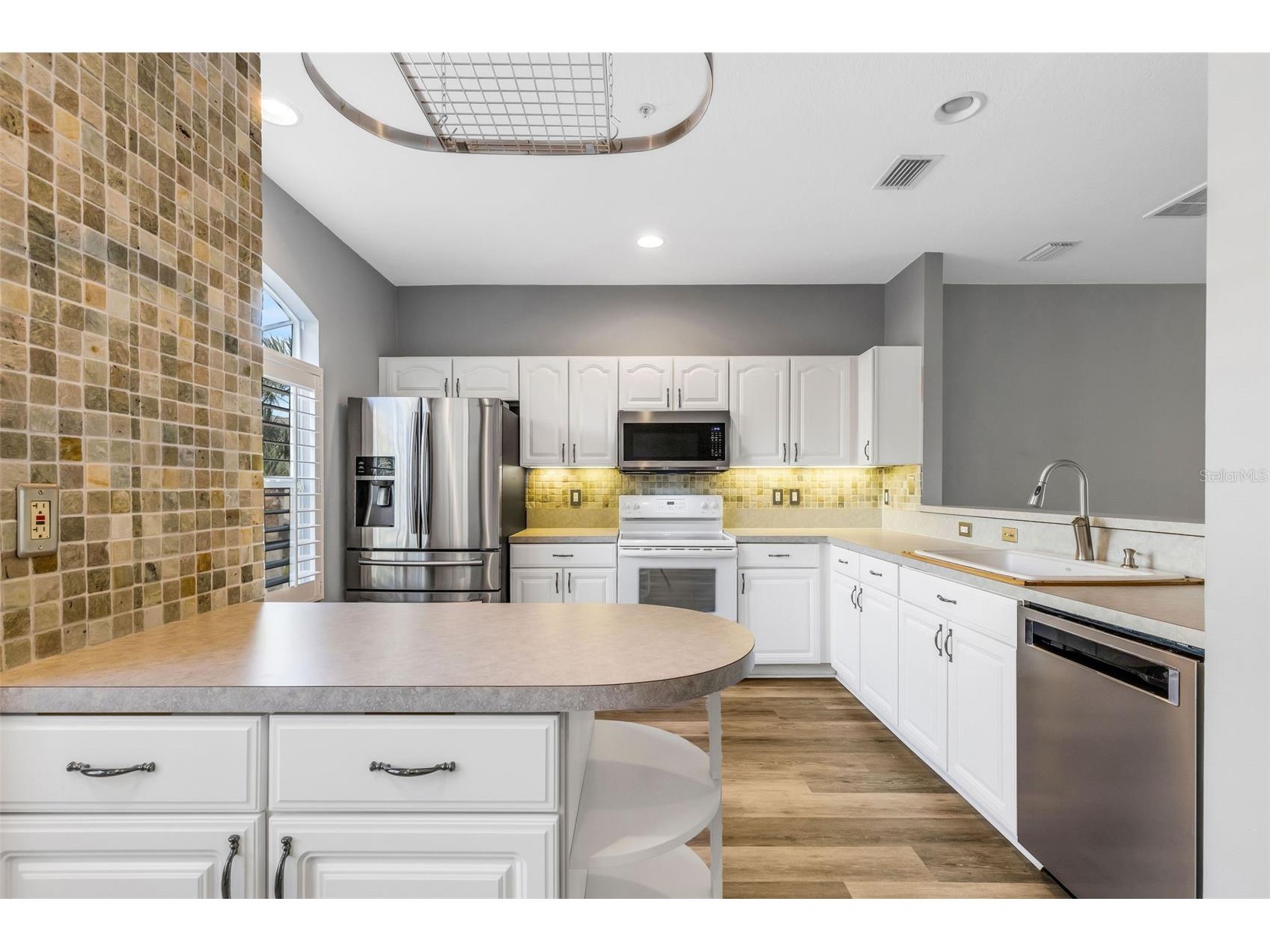 3107 Oyster Bayou Way Clearwater FL 33759 TB8482751 image6