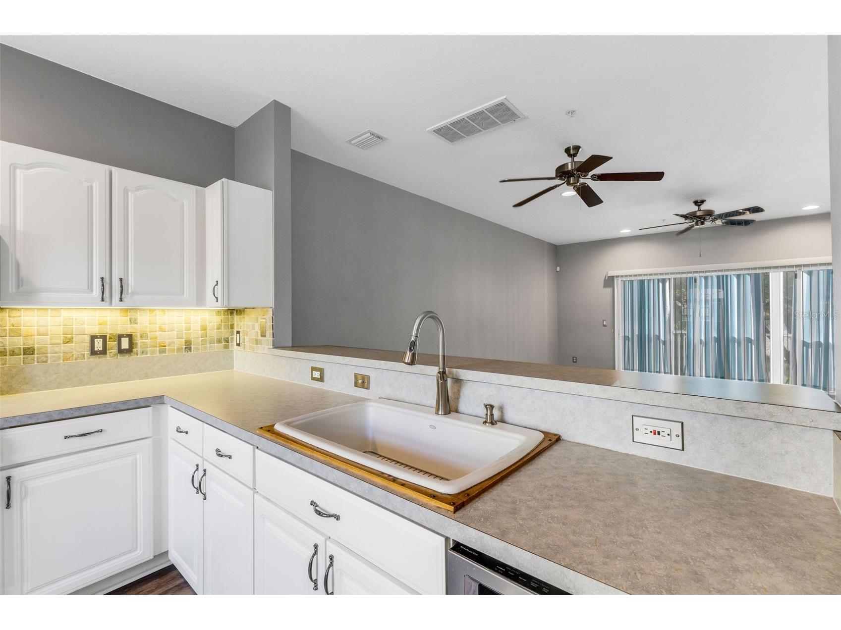 3107 Oyster Bayou Way Clearwater FL 33759 TB8482751 image7