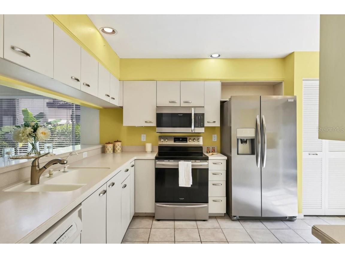 3107 Windrush Bourne Sarasota FL 34235 A4664143 image4