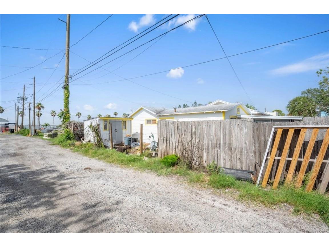 3108 56th Street S Gulfport FL 33707 TB8394059 image14