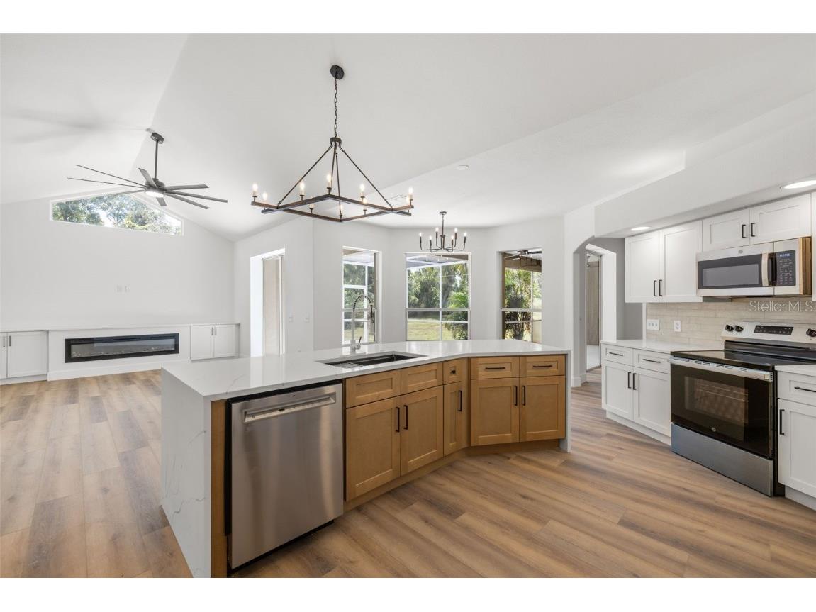 3108 River Woods Drive Parrish FL 34219 A4667408 image6