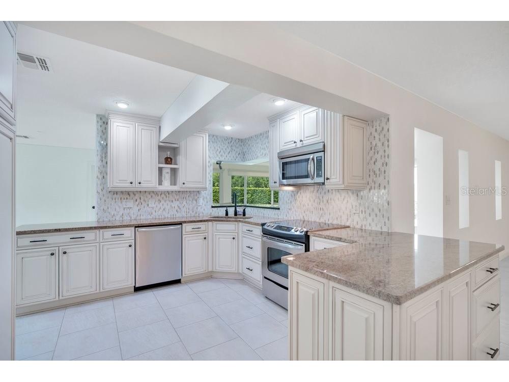 3108 Troy Drive Orlando FL 32806 - LAKE PINELOCH O6404678 image11