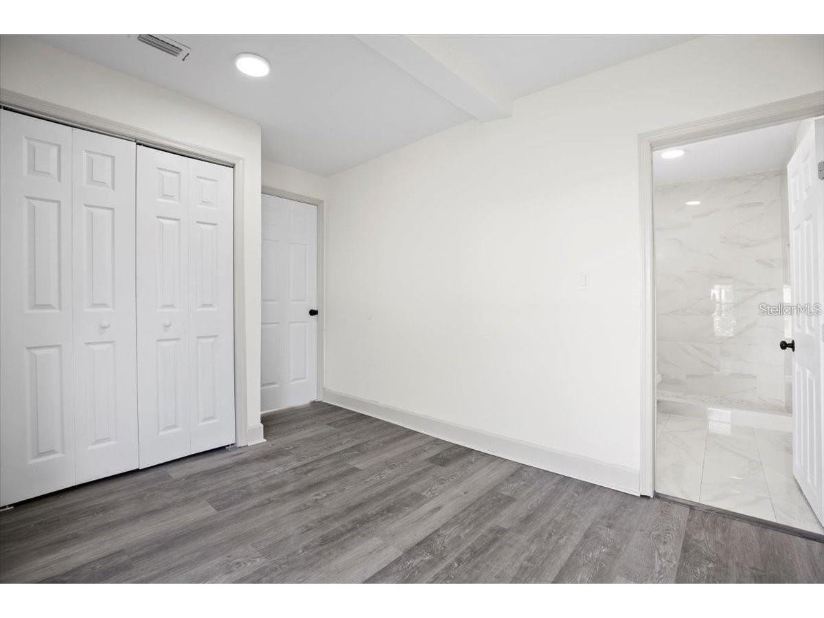 3109 E North Bay Street Tampa FL 33610 TB8477453 image11