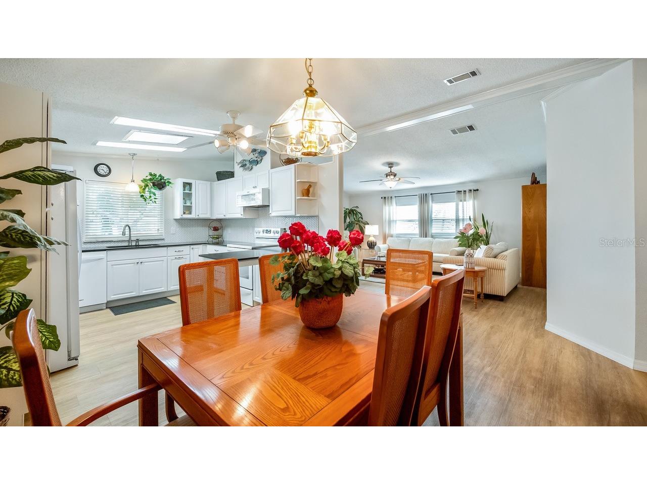 3109 Manatee Road Tavares FL 32778 - LAKE HARRIS G5113669 image13