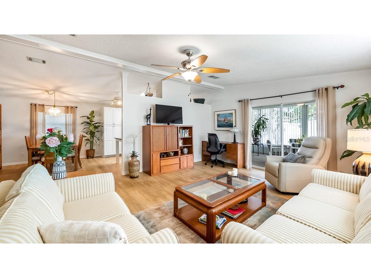 3109 Manatee Road Tavares FL 32778 - LAKE HARRIS G5113669 image4