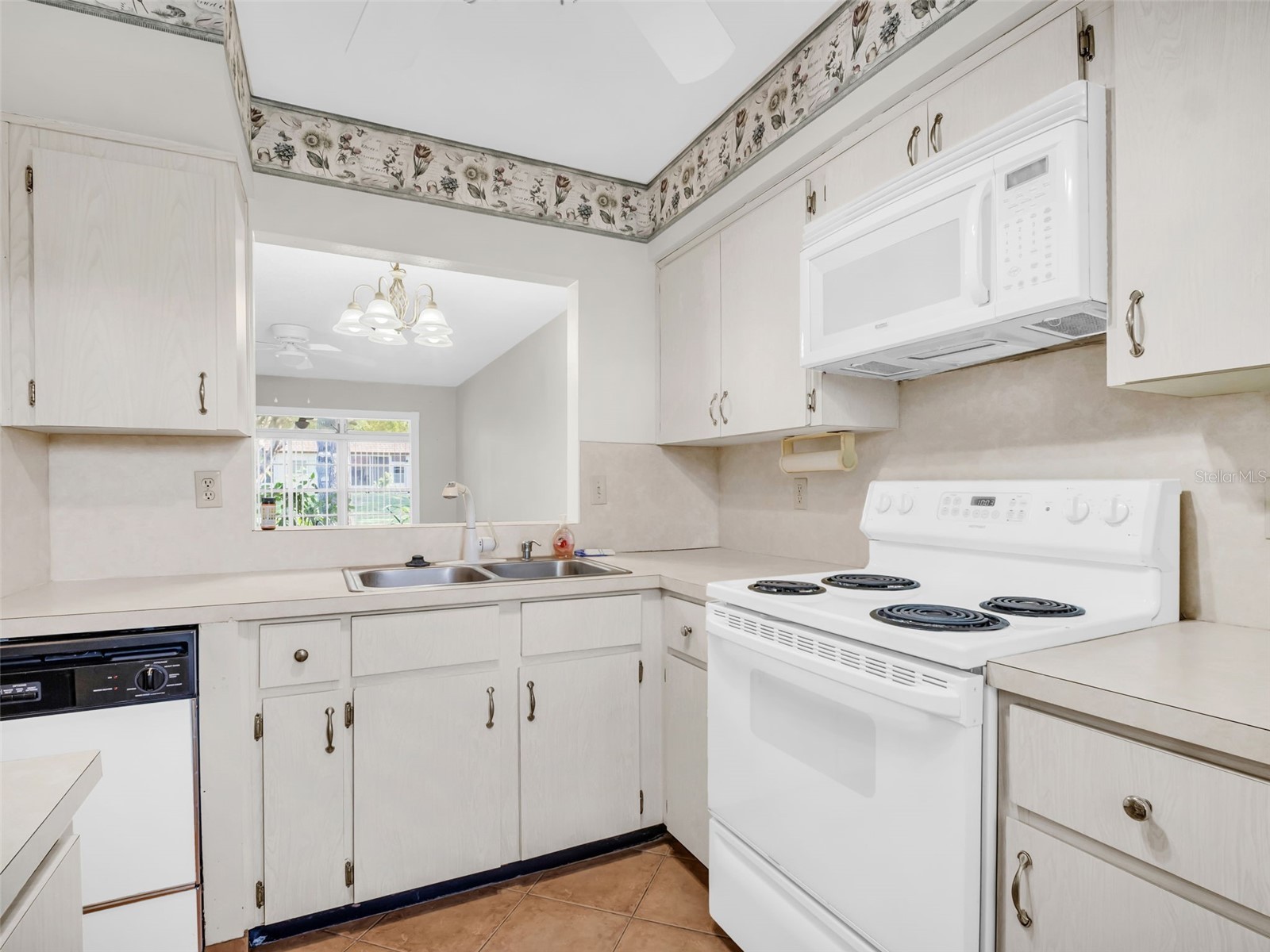 3109 Mission Grove Drive #D Palm Harbor FL 34684 TB8447950 image5