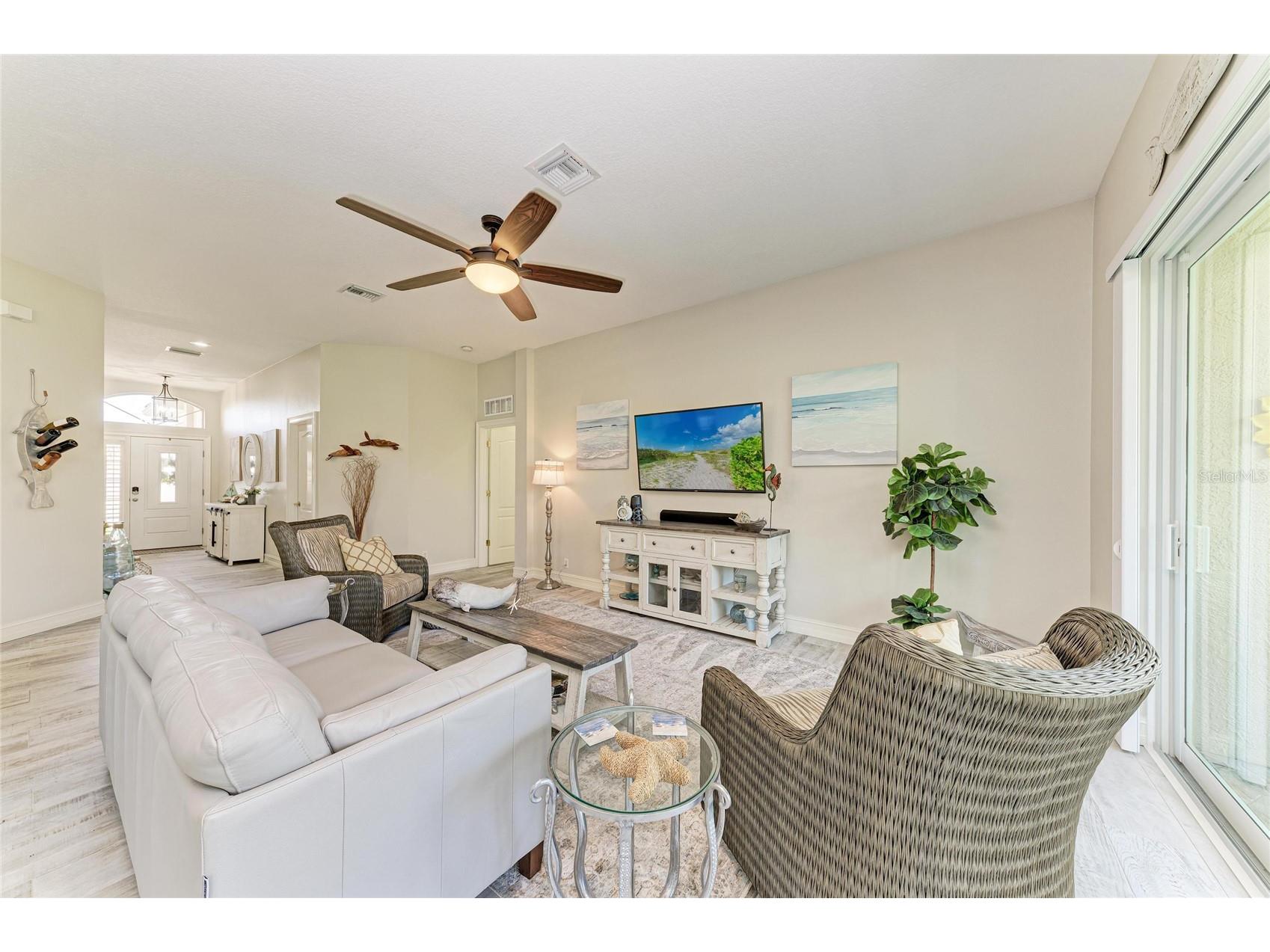 311 11th Avenue E Palmetto FL 34221 A4671022 image7