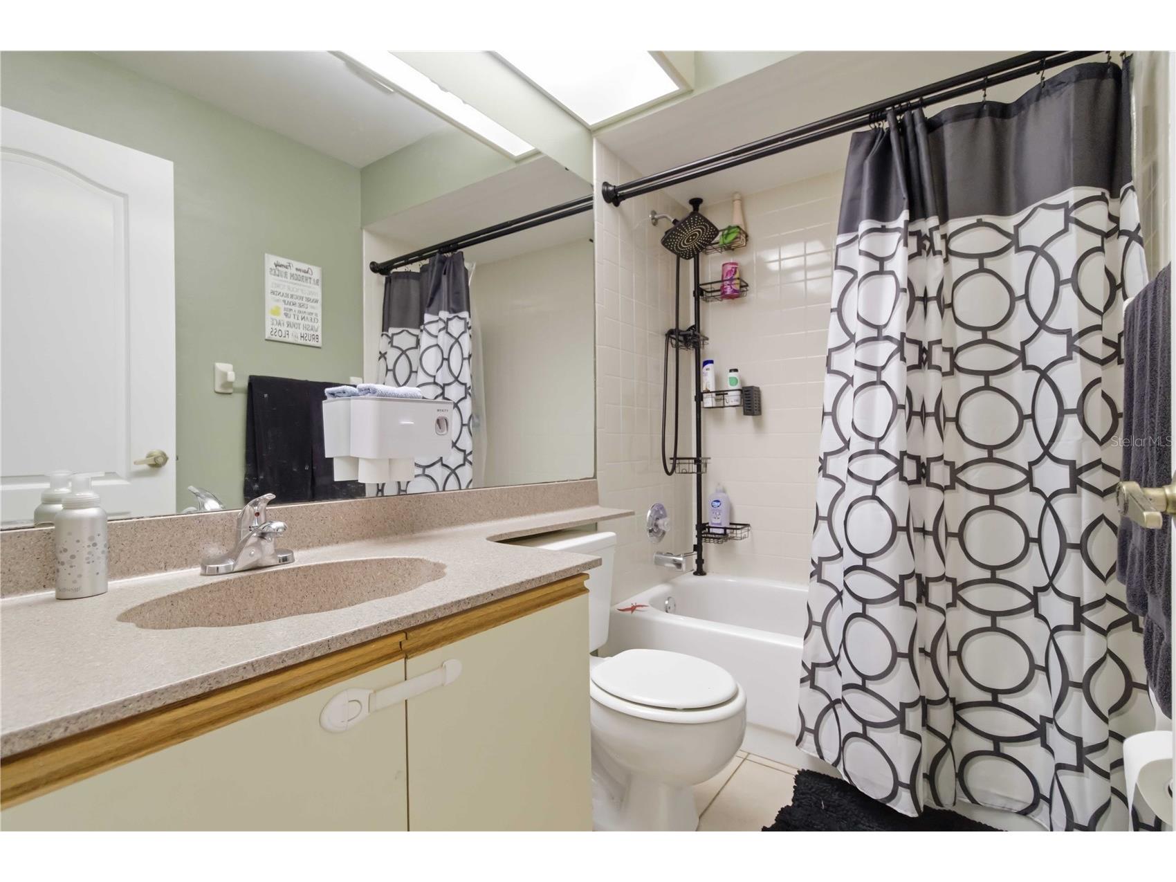 311 40th Court W Palmetto FL 34221 A4684017 image8
