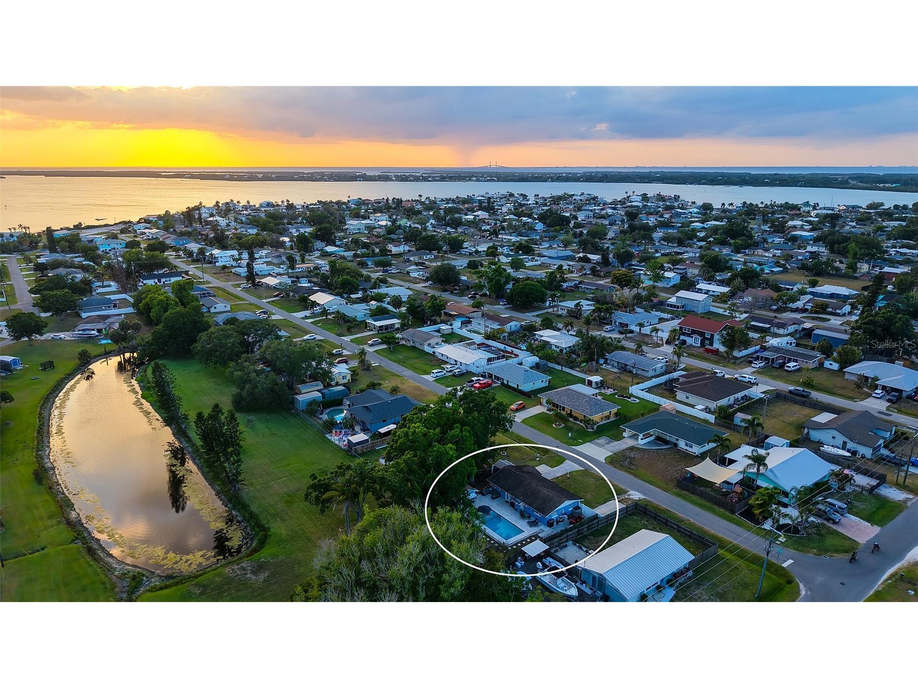 311 44th Street Court W Palmetto FL 34221 A4692037 image3