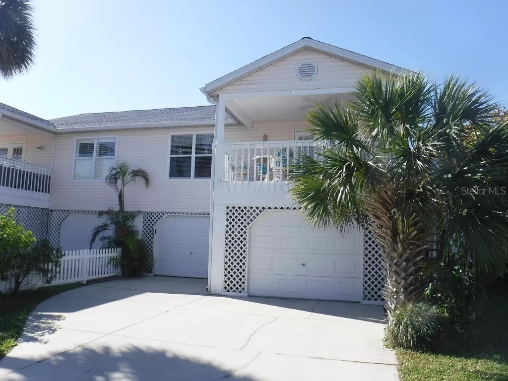 311 57th Street Holmes Beach FL 34217 A4608003 image1