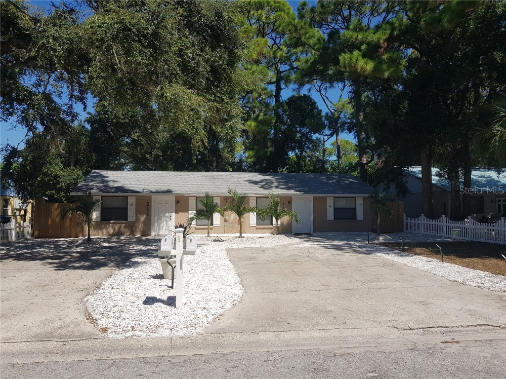 311 58th Avenue E Bradenton FL 34203 A4675844 image2