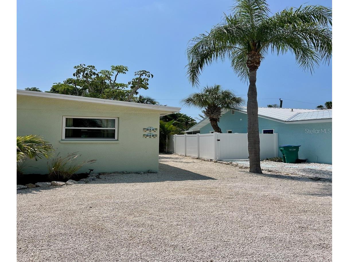 311 63rd Street Holmes Beach FL 34217 A4680267 image2