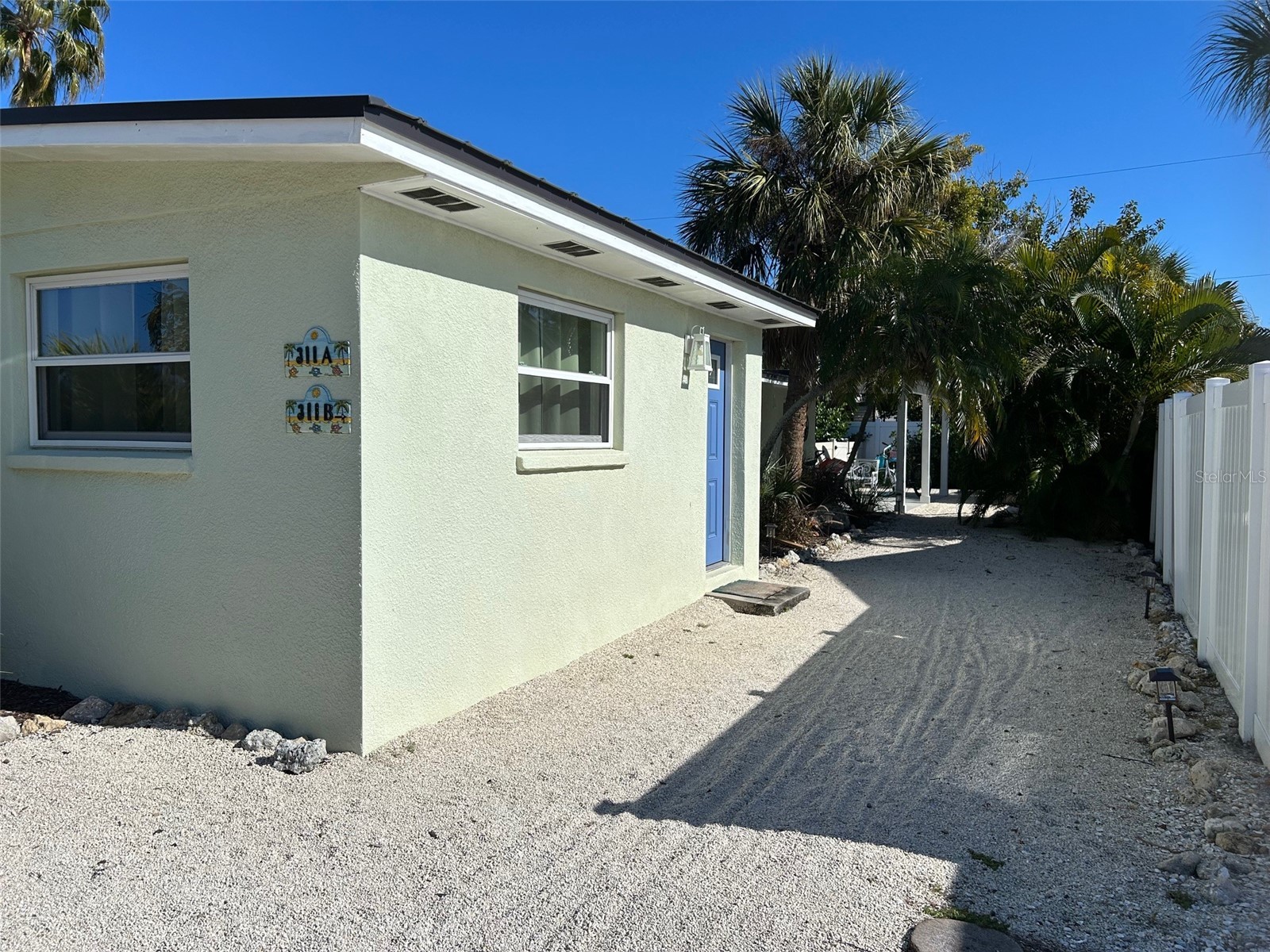 311 63rd Street Holmes Beach FL 34217 A4680267 image3