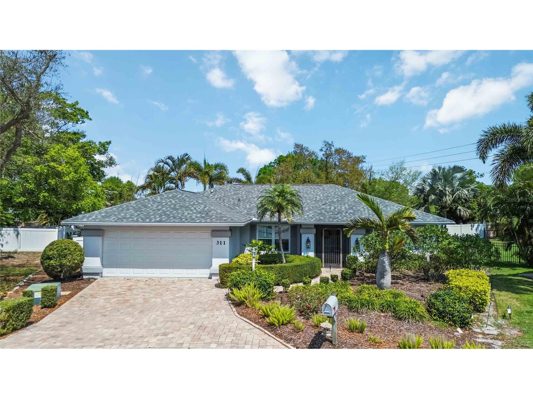 311 75th St Court NW Bradenton FL 34209 A4686562 image1