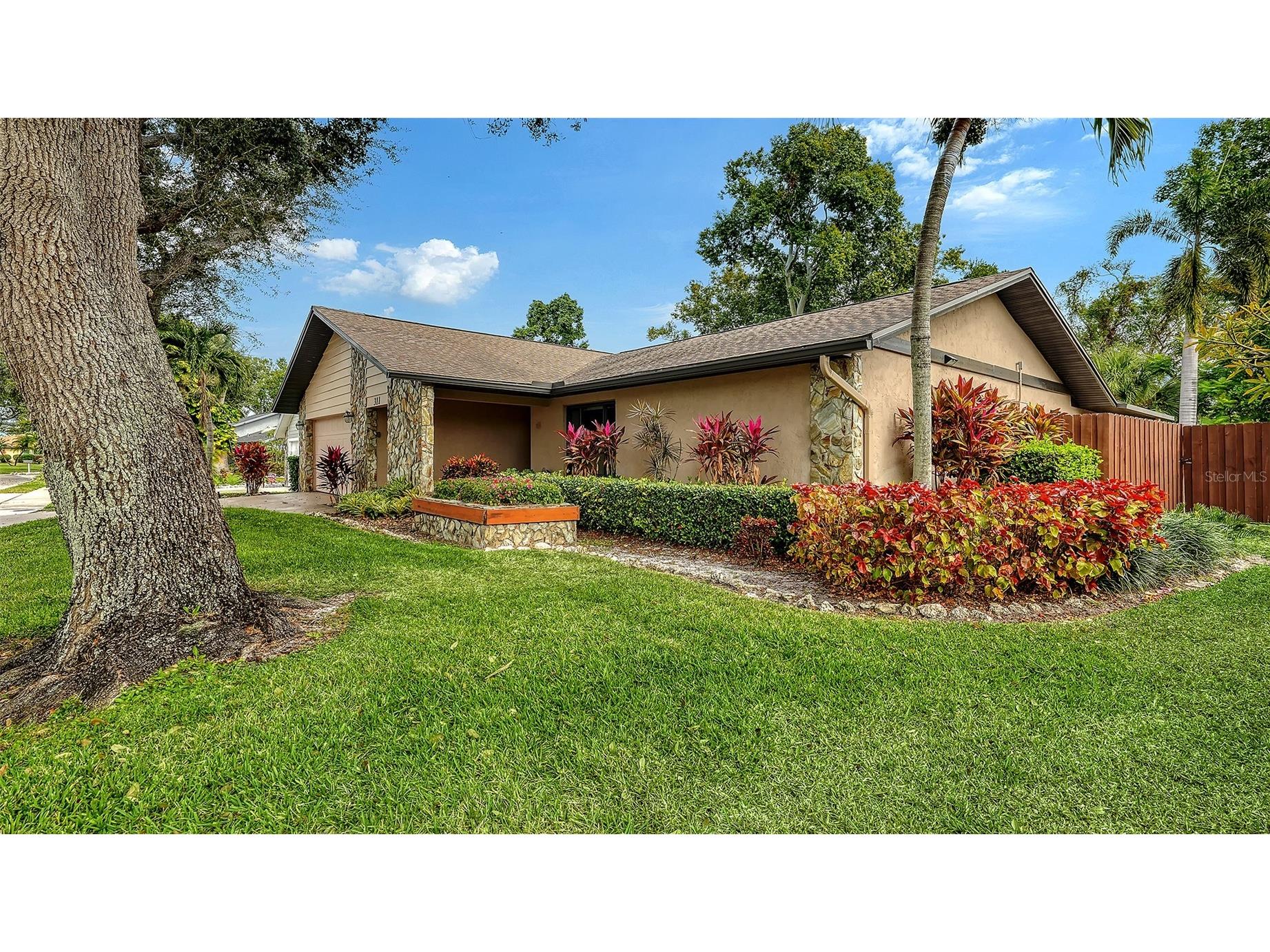 311 76th Street NW Bradenton FL 34209 A4672245 image1