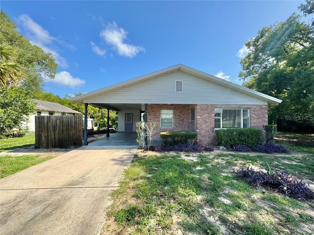 311 Avenue B SE Winter Haven FL 33880 P4931103 image1