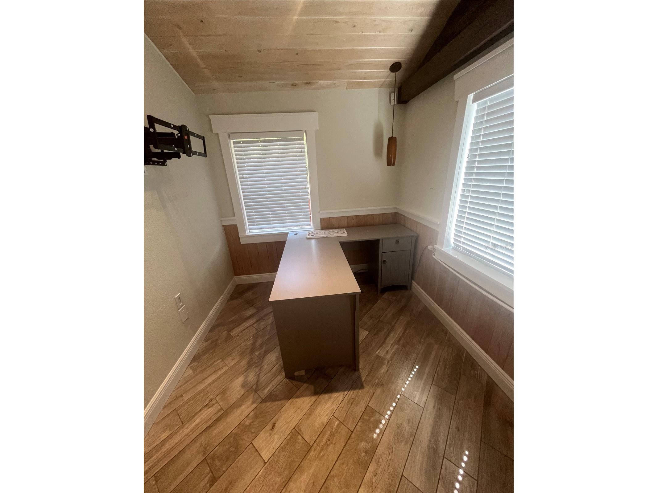 311 Belleview Boulevard Belleair FL 33756 TB8508346 image15