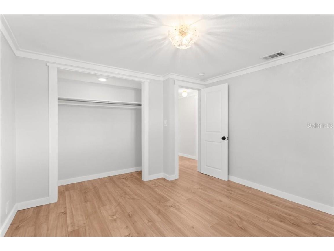 311 Dorchester Drive Venice FL 34293 A4666333 image21