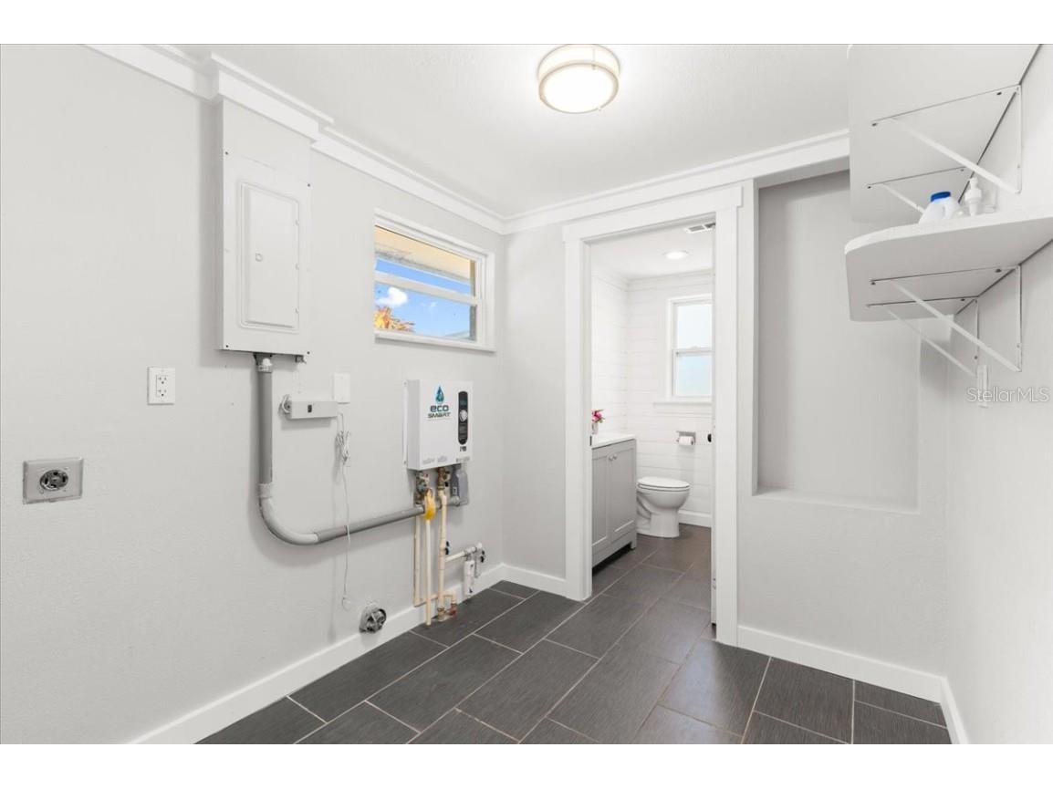 311 Dorchester Drive Venice FL 34293 A4666333 image22