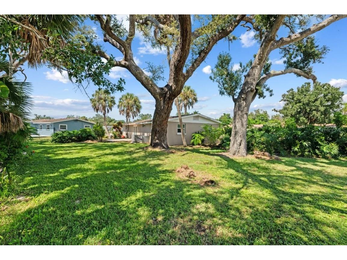 311 Dorchester Drive Venice FL 34293 A4666333 image27