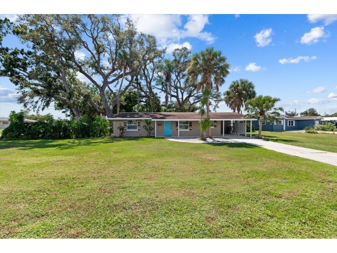 311 Dorchester Drive Venice FL 34293 A4666333 image4