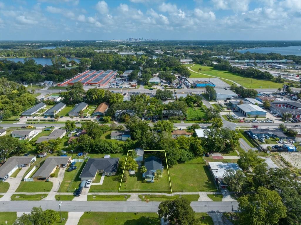 311 E Wallace Street Orlando FL 32809 O6136316 image1