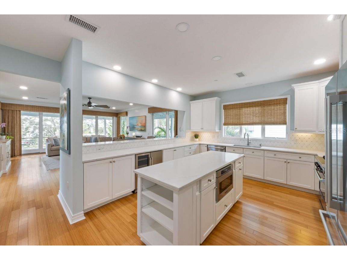 311 Firehouse Court Longboat Key FL 34228 A4665445 image10