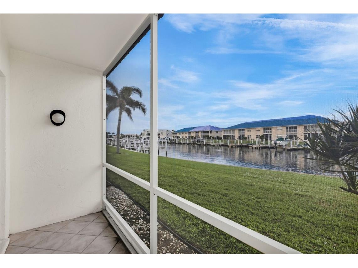 311 Garvin Street #205A Punta Gorda FL 33950 C7514779 image24