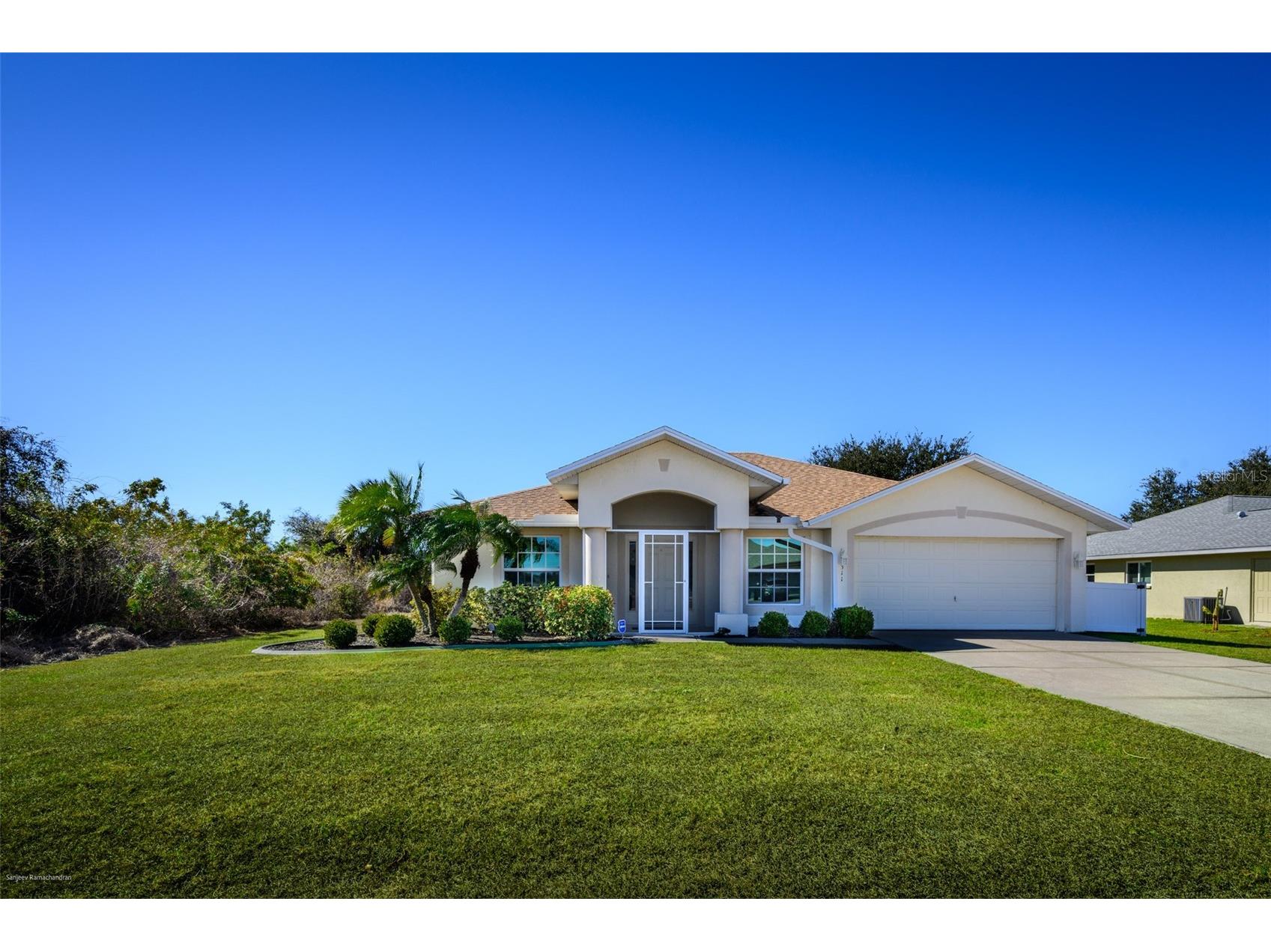 311 Goiana Street Punta Gorda FL 33983 C7521264 image1