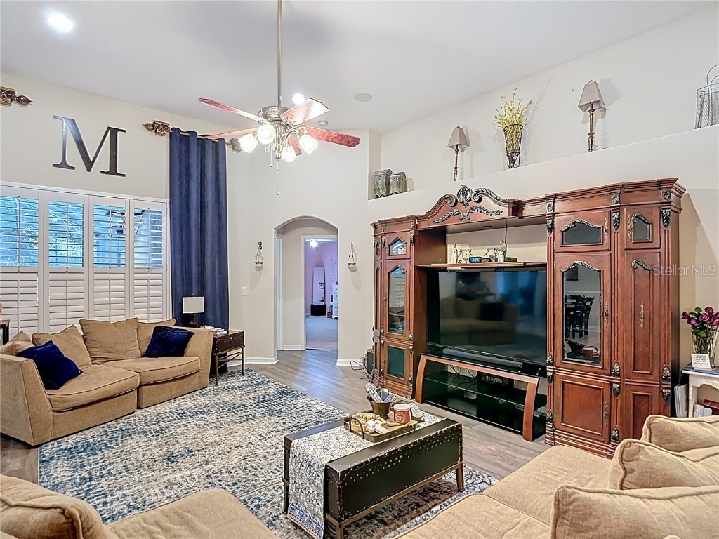 311 Golden Elm Drive Seffner FL 33584 TB8427396 image10