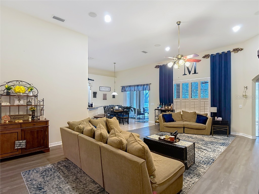 311 Golden Elm Drive Seffner FL 33584 TB8427396 image11