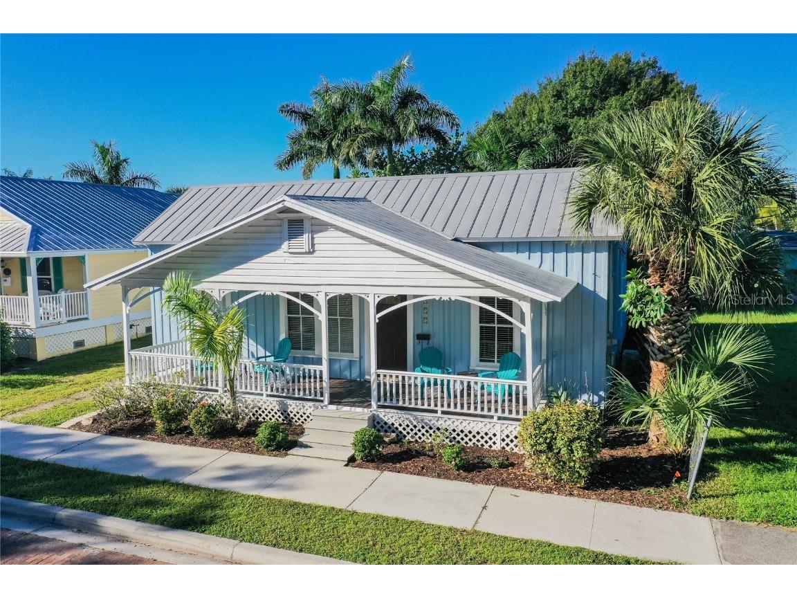 311 Goldstein Street Punta Gorda FL 33950 C7449340 image1